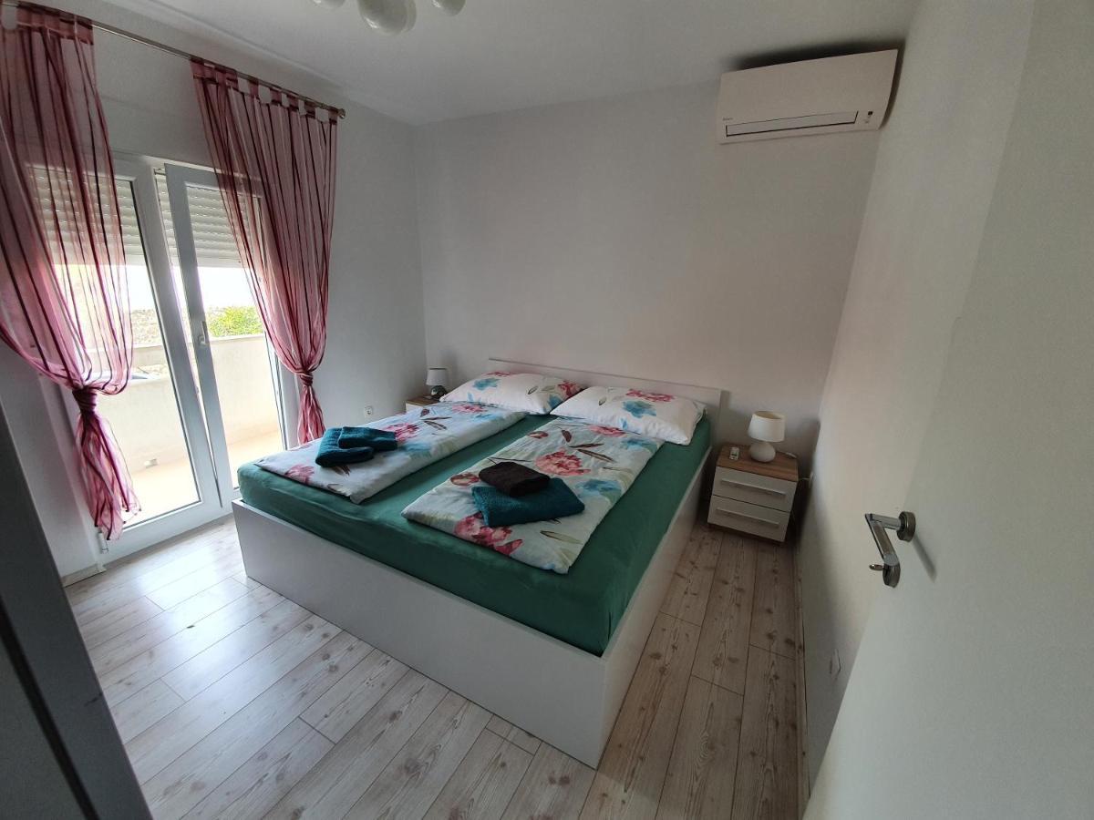 Bozic-tokic Apartment Krk Town